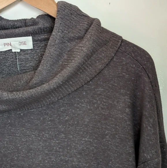 🆕 Pink Rose Sweater Charcoal Gray Cowl Neck XL Thumb Holes Long Sleeves - Picture 3 of 15